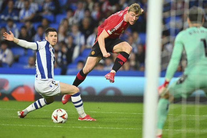 皇家社会球员表现出色战胜对手的简单介绍 皇家社会球员表现出色战胜对手的简单介绍