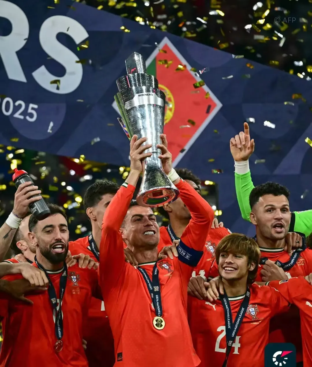 米兰体育-欧国联场上风云，球队斗志昂扬