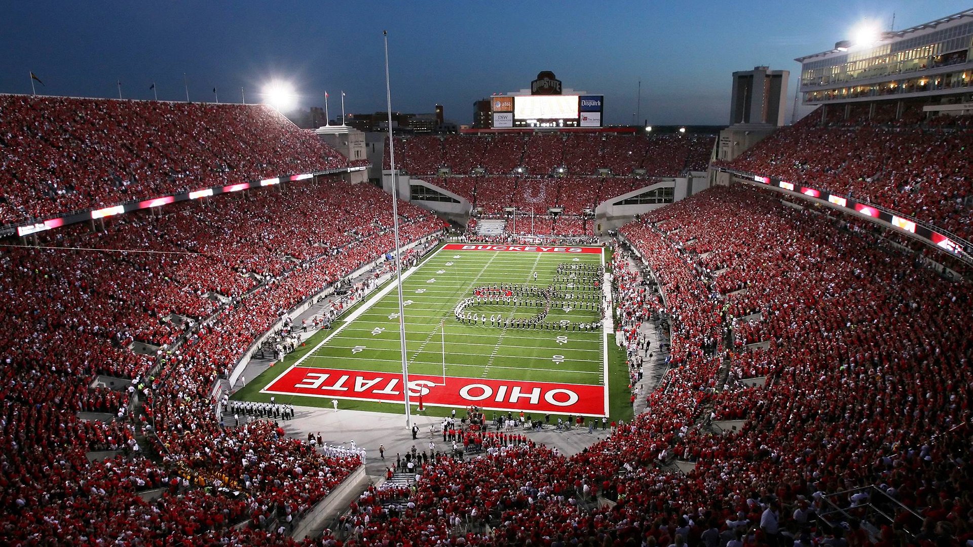 米兰体育官网-英超争冠焦点战启示录，开拓者式逆袭与热火的坚韧哲学